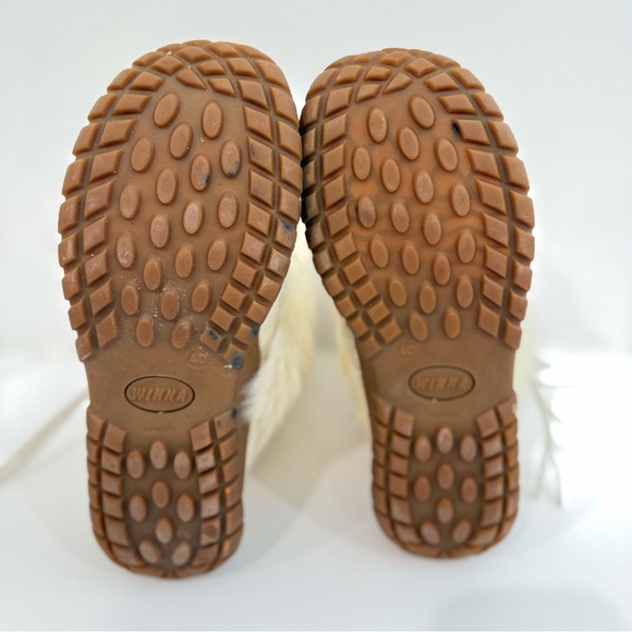 Oscar Sport White Fur Boots - Picture 11 of 14